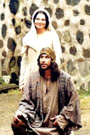 Bride with big legs filmas