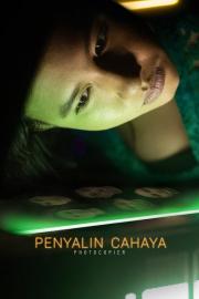 Penyalin Cahaya filmas