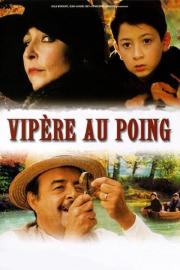 Vipère au poing filmas