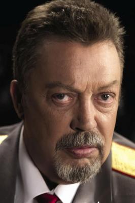 Tim Curry