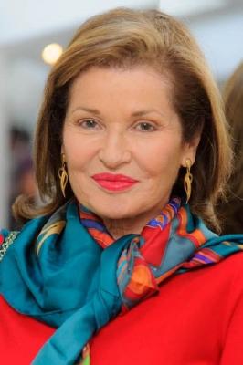 Stephanie Beacham