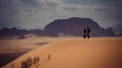 Įkalinta dykumoje filmas žiurėti online