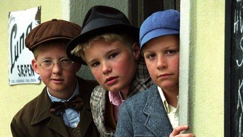 The Junior Olsen Gang Goes Submarine filmas žiurėti online