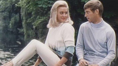 Every Day's a Holiday filmas žiurėti online