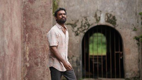 Adrishya Jalakangal filmas žiurėti online