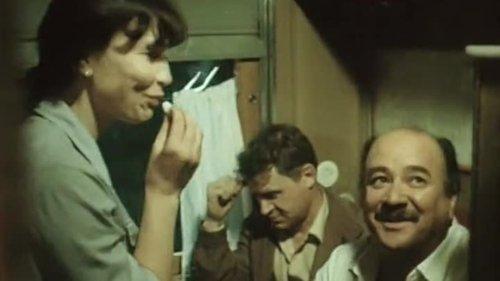 The Extra Arrives on the Second Path filmas žiurėti online