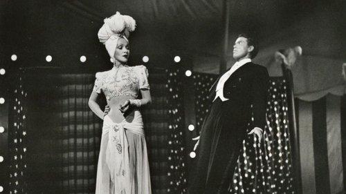 Follow the Boys filmas žiurėti online