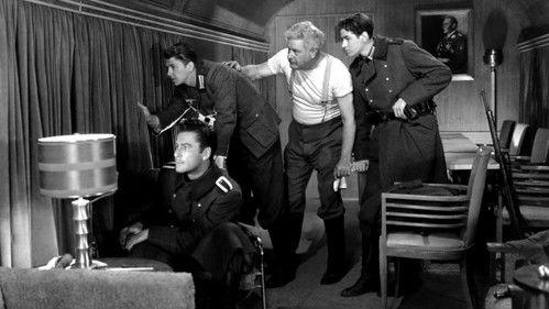 Desperate Journey filmas žiurėti online