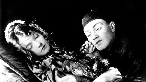 Broken Blossoms or The Yellow Man and the Girl filmas žiurėti online