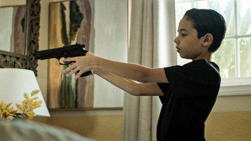 Adopted filmas žiurėti online