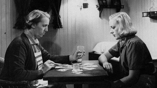 En kvinna ombord filmas žiurėti online