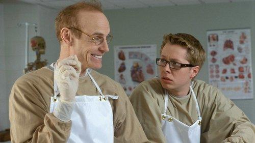 Intern Academy filmas žiurėti online