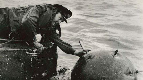 Above Us the Waves filmas žiurėti online