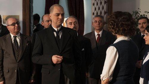 Bir Cumhuriyet Şarkısı filmas žiurėti online