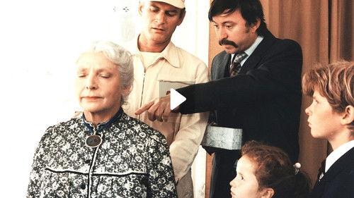 Grandmothers Recharge Well! filmas žiurėti online