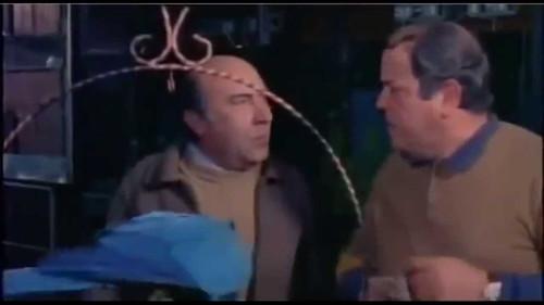 La sai l'ultima sui matti? filmas žiurėti online