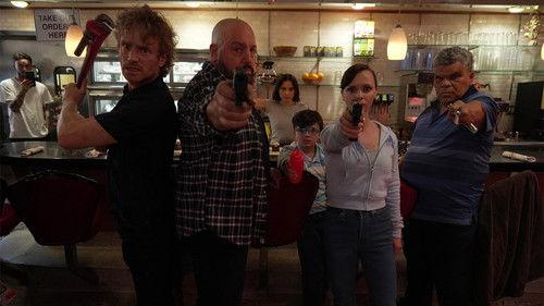 Guns Up filmas žiurėti online