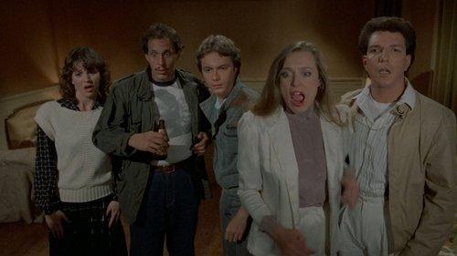 Spookies filmas žiurėti online