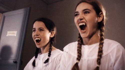 Les deux orphelines vampires filmas žiurėti online