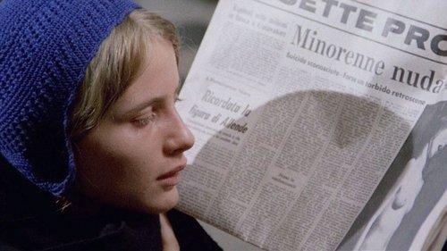 La polizia chiede aiuto filmas žiurėti online