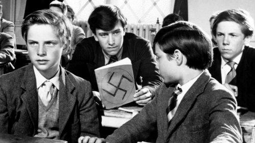 Reach for Glory filmas žiurėti online