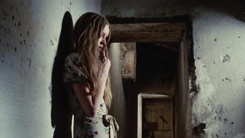 Cosa avete fatto a Solange? filmas žiurėti online