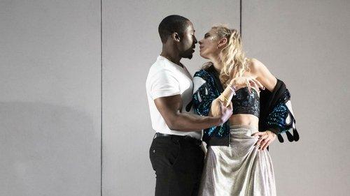 National Theatre Live: Julie filmas žiurėti online