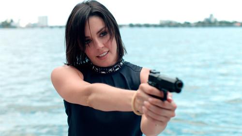 Below the Surface filmas žiurėti online