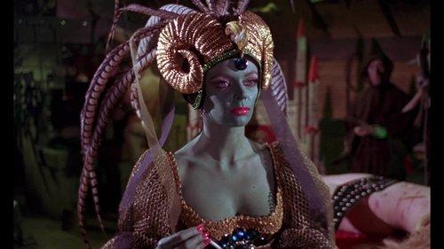 Curse of the Crimson Altar filmas žiurėti online