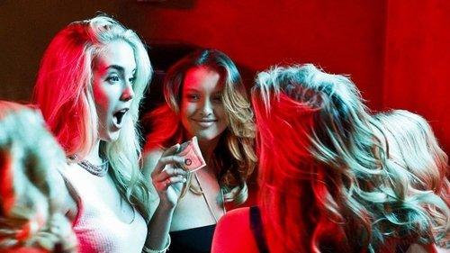 Juodoji auklės knygelė filmas žiurėti online