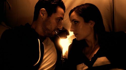 Stuck Between Stations filmas žiurėti online