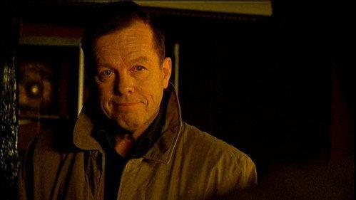 Täckmanteln filmas žiurėti online