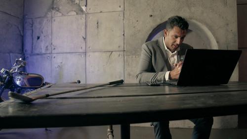 The Company Called Glitch That Nobody and Everybody Wanted filmas žiurėti online