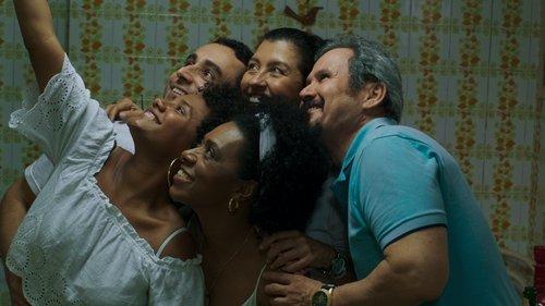 Três Verões filmas žiurėti online