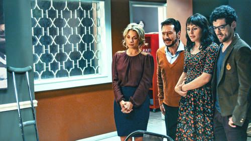 I Don't Know Whether to Slit My Wrists or Leave Them Long filmas žiurėti online