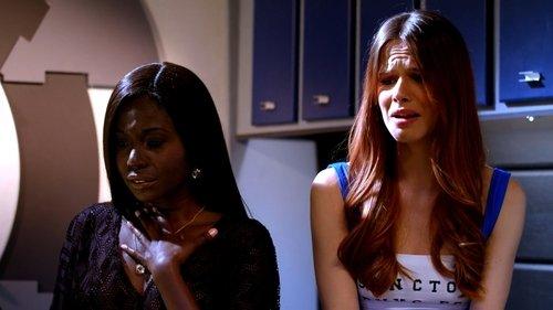 Femalien: Cosmic Crush filmas žiurėti online