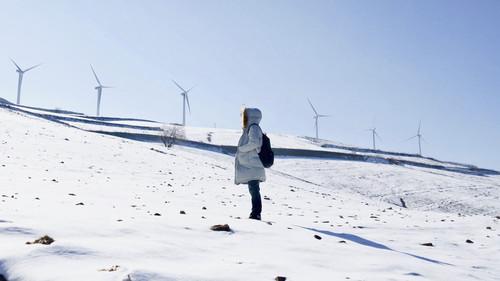 The Hill of Wind filmas žiurėti online