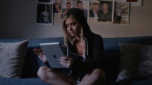 The Wrong House Sitter filmas žiurėti online