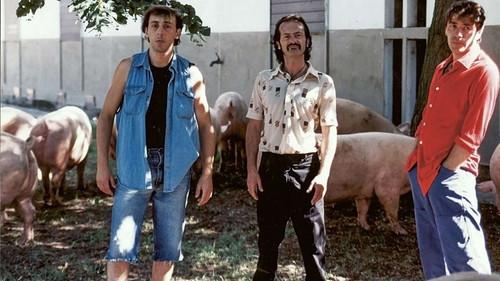 Viola Kisses Everybody filmas žiurėti online