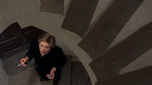 Identificazione di una donna filmas žiurėti online