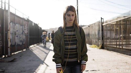 Teenage Lesbian filmas žiurėti online