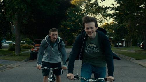 Giant Little Ones filmas žiurėti online