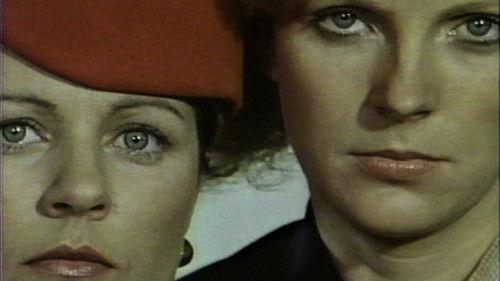 By Design filmas žiurėti online