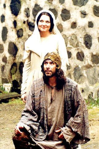 Bride with big legs filmas online