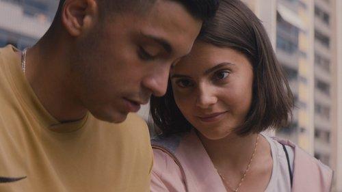 All Foreigners Keep Their Curtains Closed filmas žiurėti online