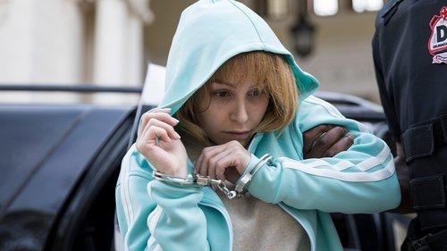 A Menina Que Matou os Pais filmas žiurėti online