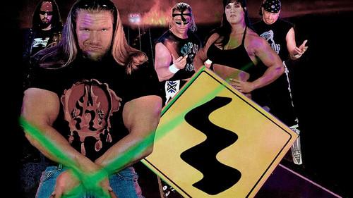 WWE Breakdown: In Your House filmas žiurėti online