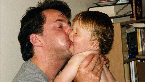 Dear Zachary: A Letter to a Son About His Father filmas žiurėti online