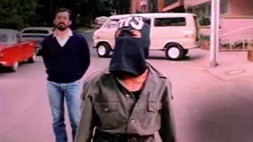 La toma de la embajada filmas žiurėti online