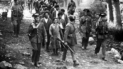 To Die in Madrid filmas žiurėti online